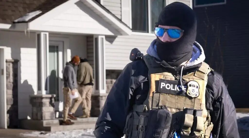 Minnesota - Une juge rejette la demande du Minnesota de suspendre les opérations de raids massifs de l'ICE