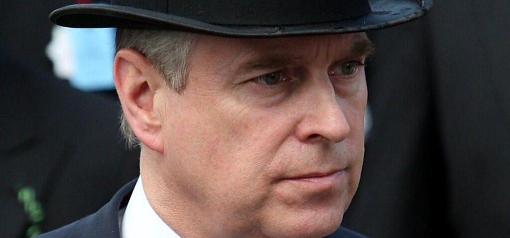 document - Andrew confronté à une accusation d'avoir partagé un document du Trésor avec un contact bancaire