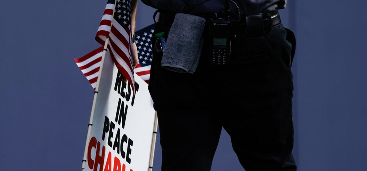 Amérique - « C'est la vraie Amérique » : Brantley Gilbert et des artistes country se produisent en ligne pour défier le Super Bowl