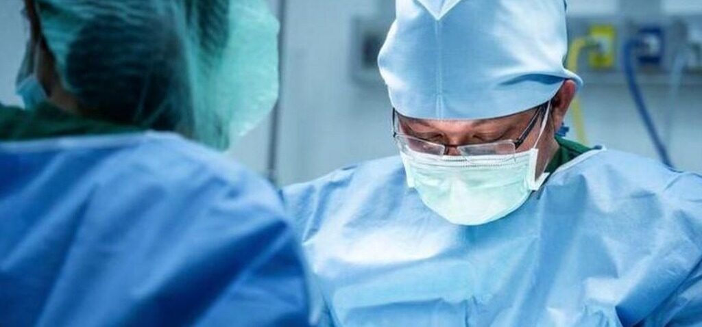 NHS - Perturbations des opérations conjointes du NHS en raison de problèmes d'approvisionnement en ciment osseux