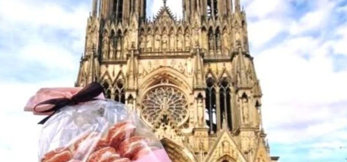 biscuits - Ils ont 270 ans et reviennent de loin : les biscuits roses des rois de France toujours incontournables