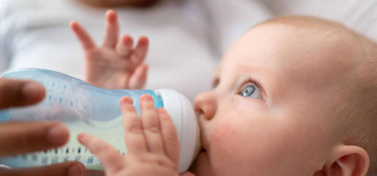 Laits - Laits infantile contaminés : « J’ai l’impression d’avoir intoxiqué mon bébé »