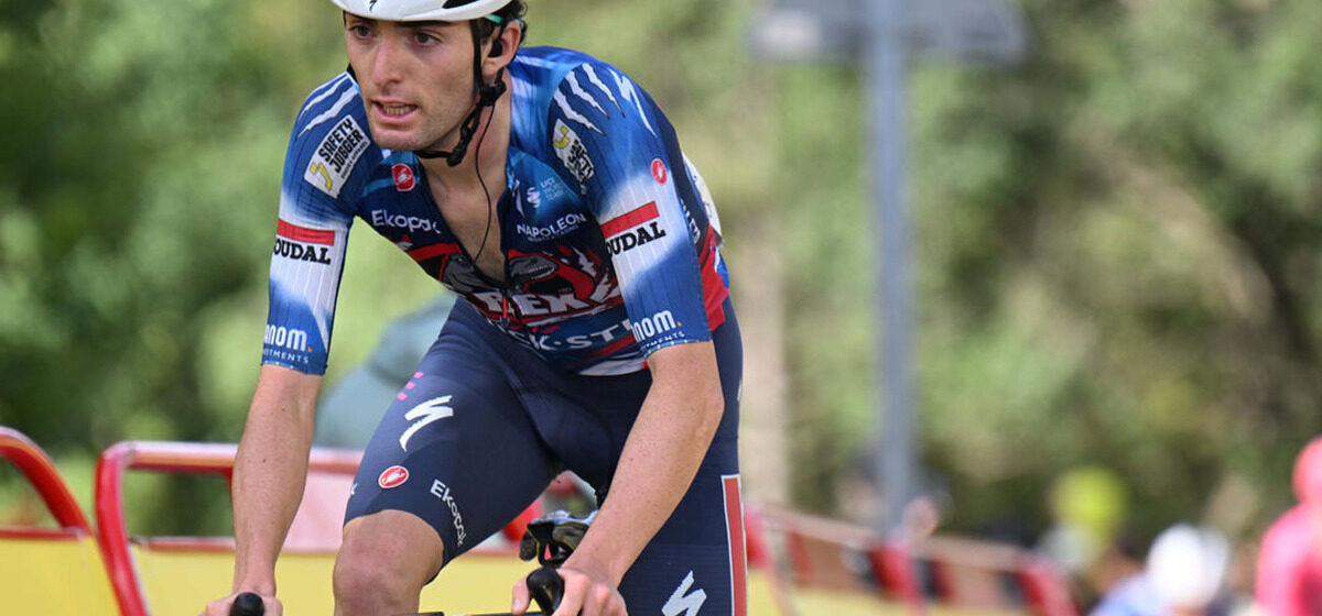 coureur - « Sil n’a pas ralenti, il n’a pas dévié » : Un coureur de Soudal Quick-Step percuté par une voiture à 100 km/h