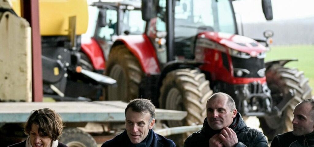 Production - « Production, Préservation et Protection » : Avant le Salon de l'Agriculture, Emmanuel Macron cherche à rassurer les exploitants.