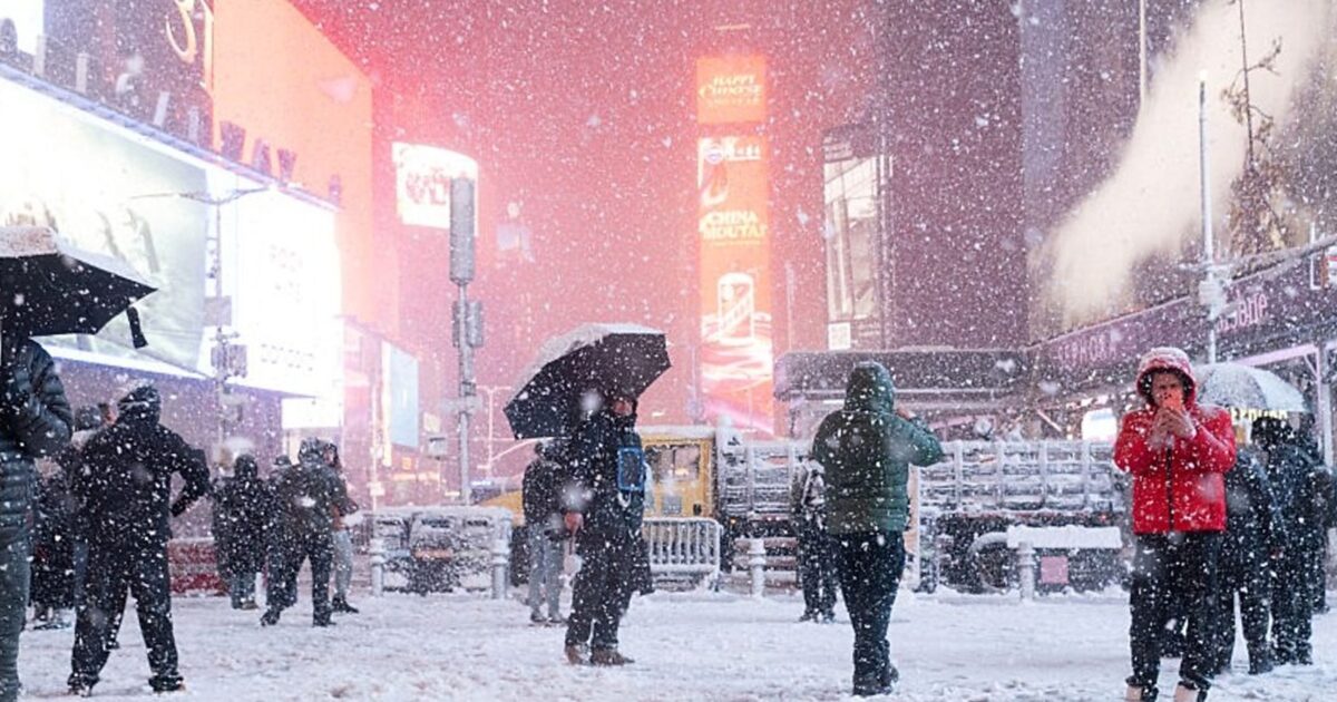 Tempête - Tempête hivernale : des parties du Nord-Est des États-Unis recouvertes de neige