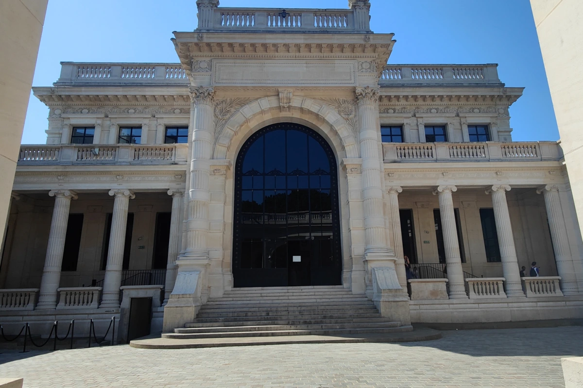 Bons plans de la semaine à Paris et en Île-de-France, vue de la Tour Eiffel et de la Seine au coucher du soleil