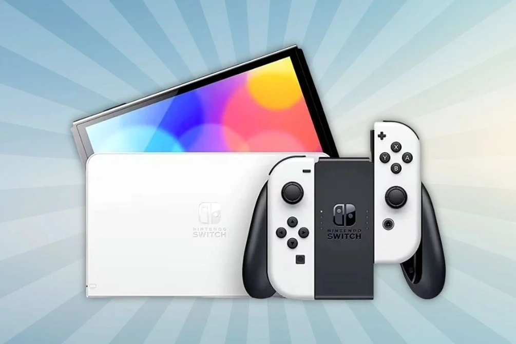 Palette de consoles Nintendo Switch OLED empilées dans un entrepôt, boîtes alignées prêtes à l’expédition