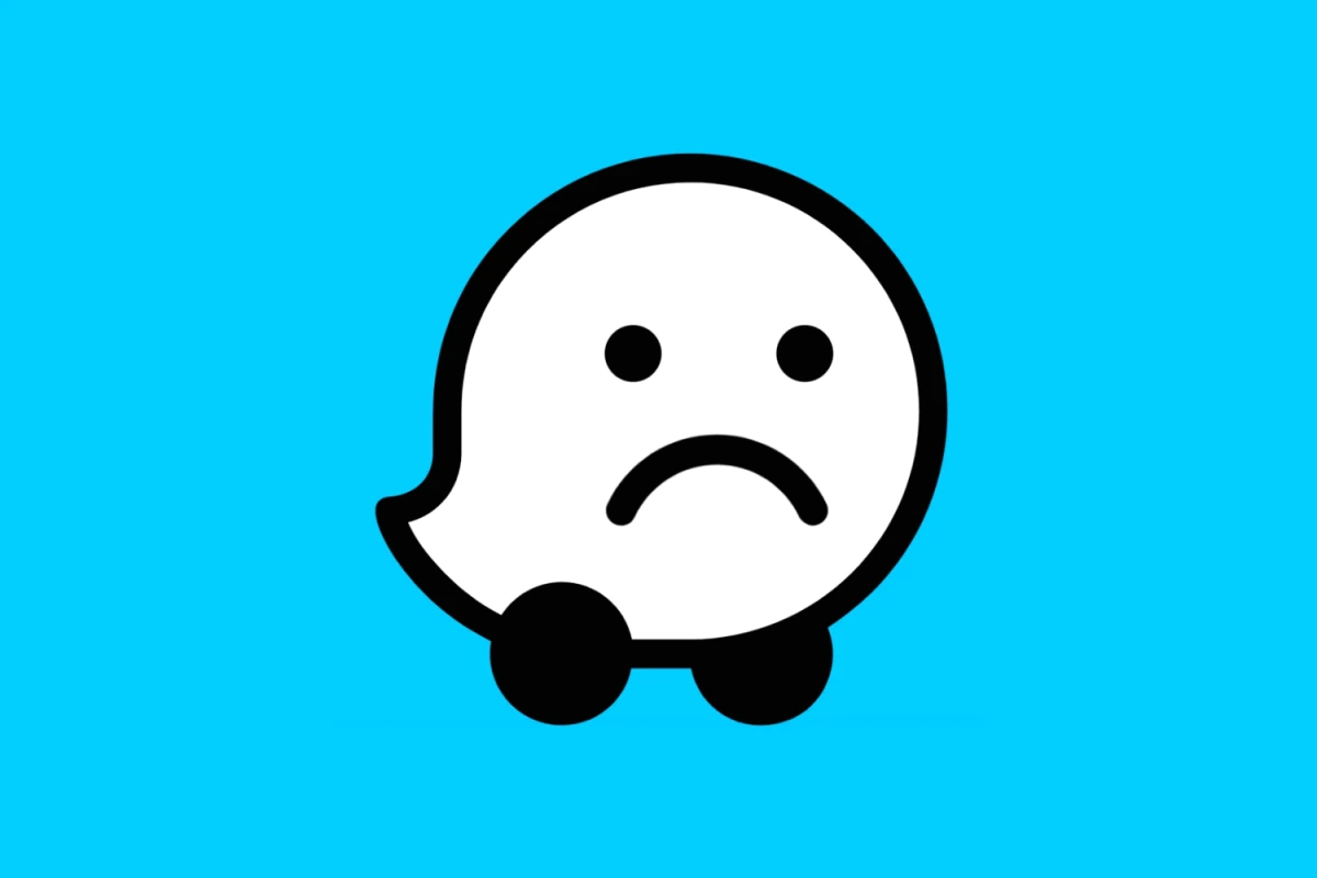 Capture d’écran de Waze et Google Maps affichant des itinéraires et temps de trajet sur une carte urbaine