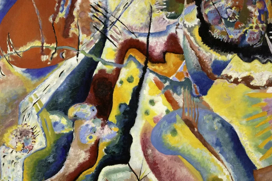 Martin Parr exposé en France : visiteurs observant des photos colorées accrochées sur les murs d’un musée