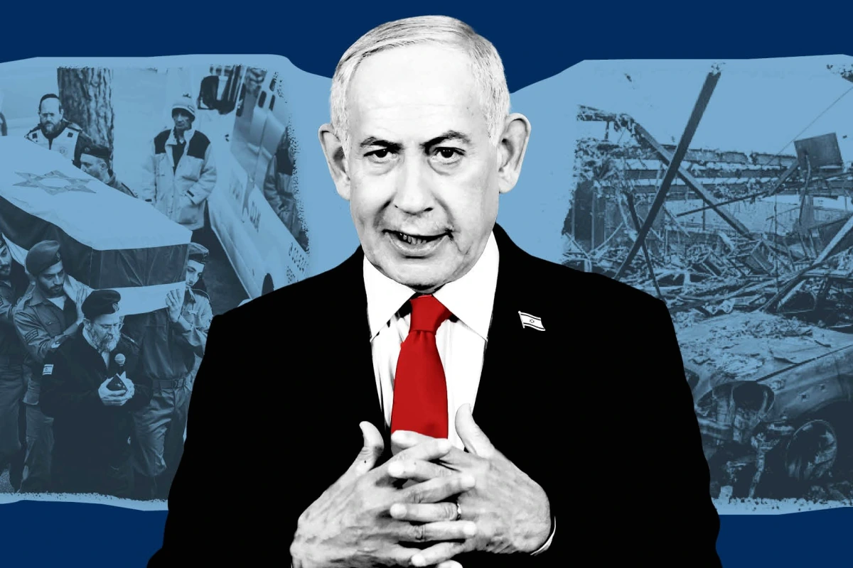 Netanyahu au pupitre lors d’une conférence de presse, drapeaux israéliens en arrière-plan.