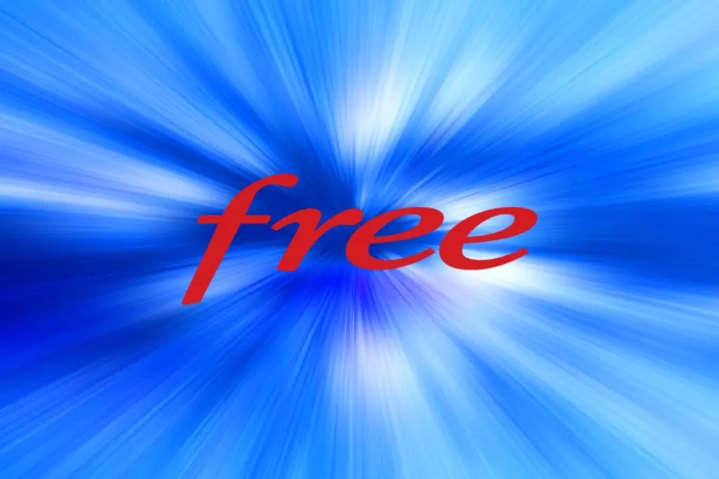 Logo Free sur un smartphone affichant un forfait mobile à moins de 10 €, avec fond clair et icônes d’appel