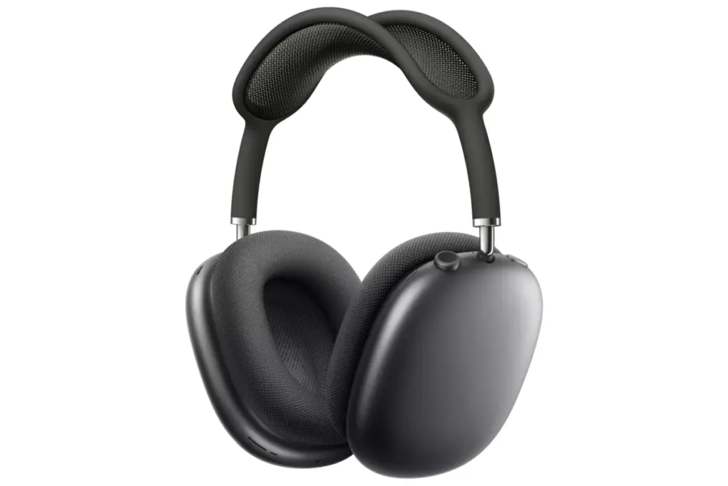Casque Apple AirPods Max posé sur une table, avec une étiquette de prix Amazon en promotion avant Prime Day